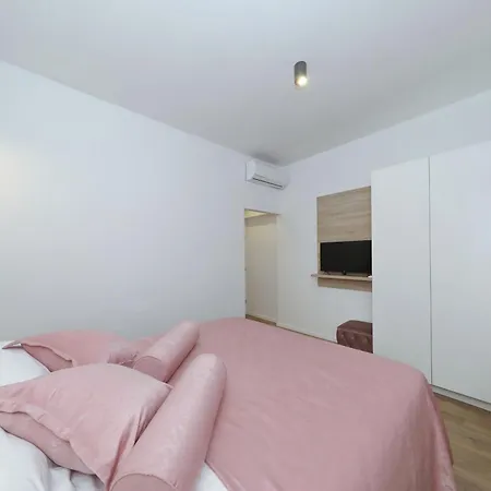 Zrmanja Villa Kruševo